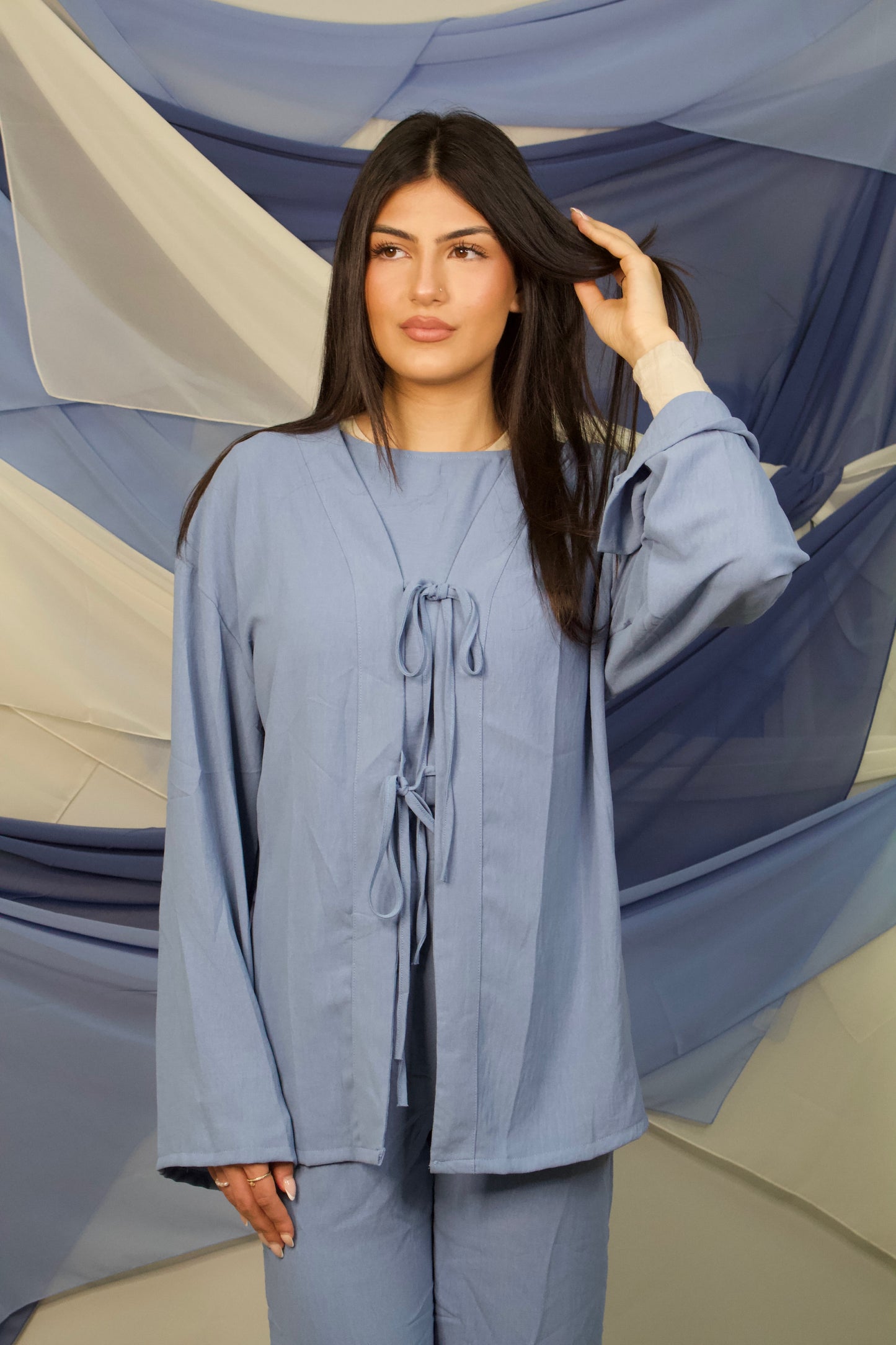 Suzan set