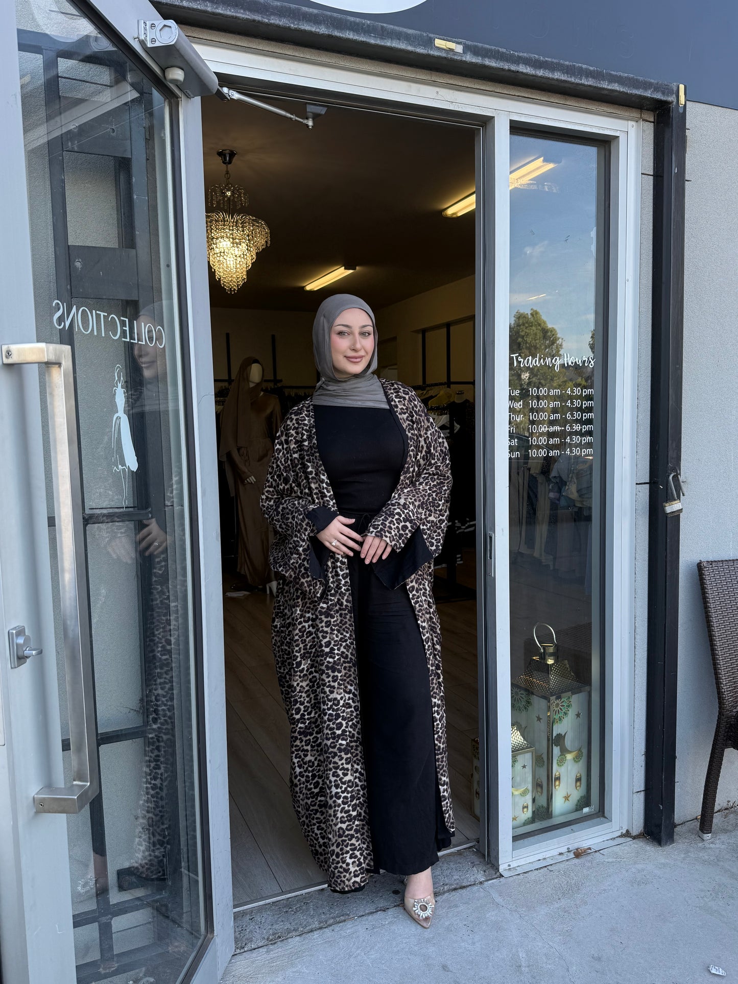 Lilly abaya
