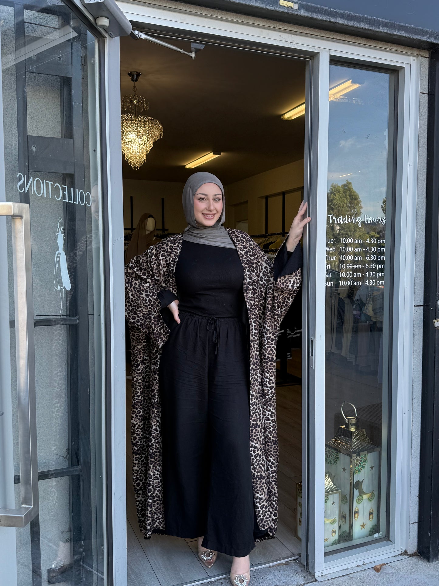 Lilly abaya