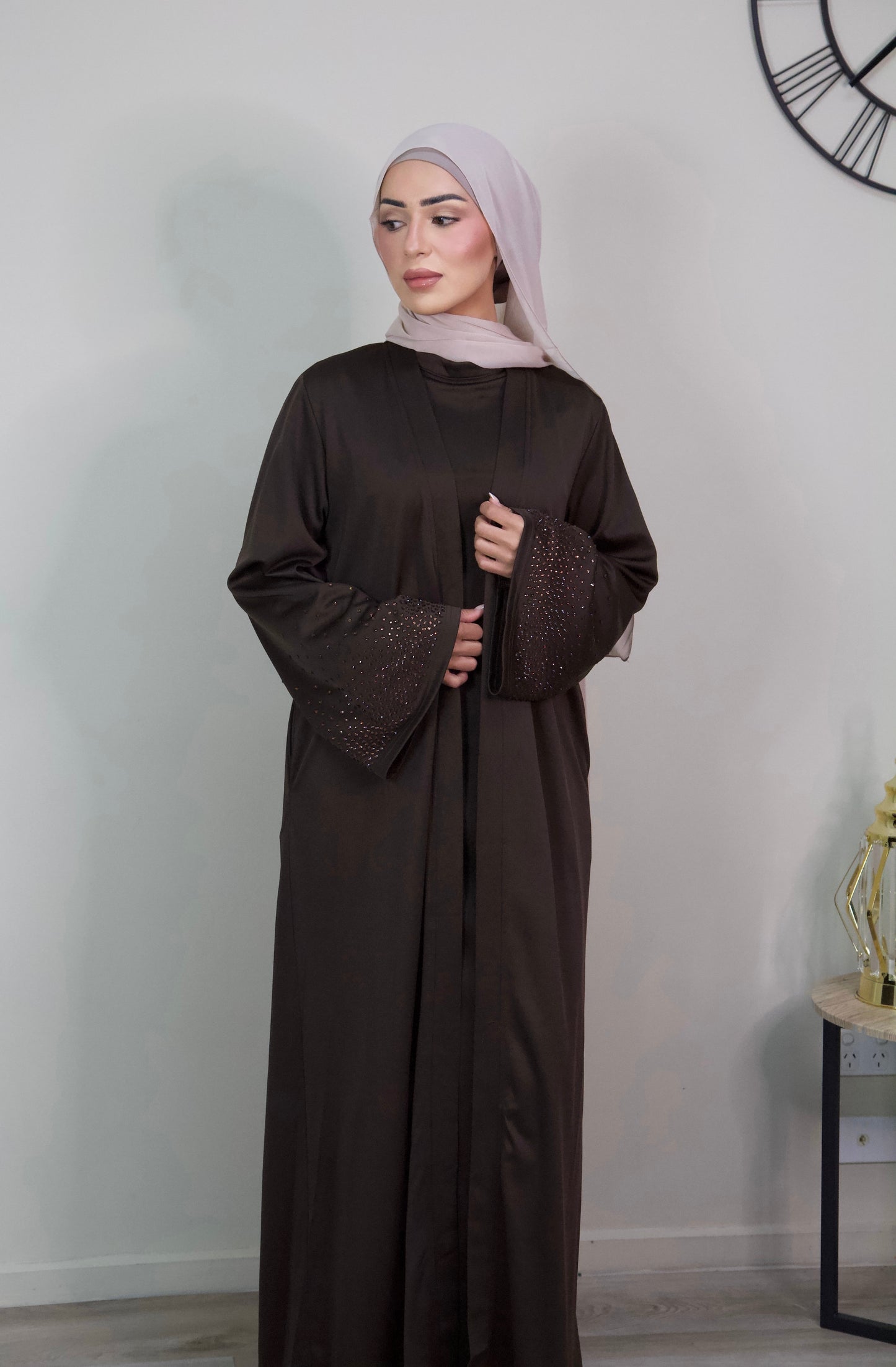 Inaya Abaya