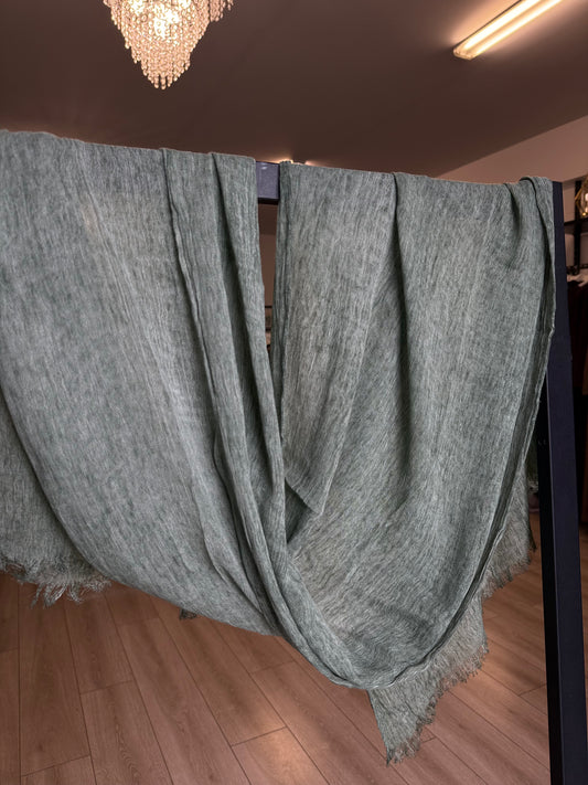 Green textured scarf