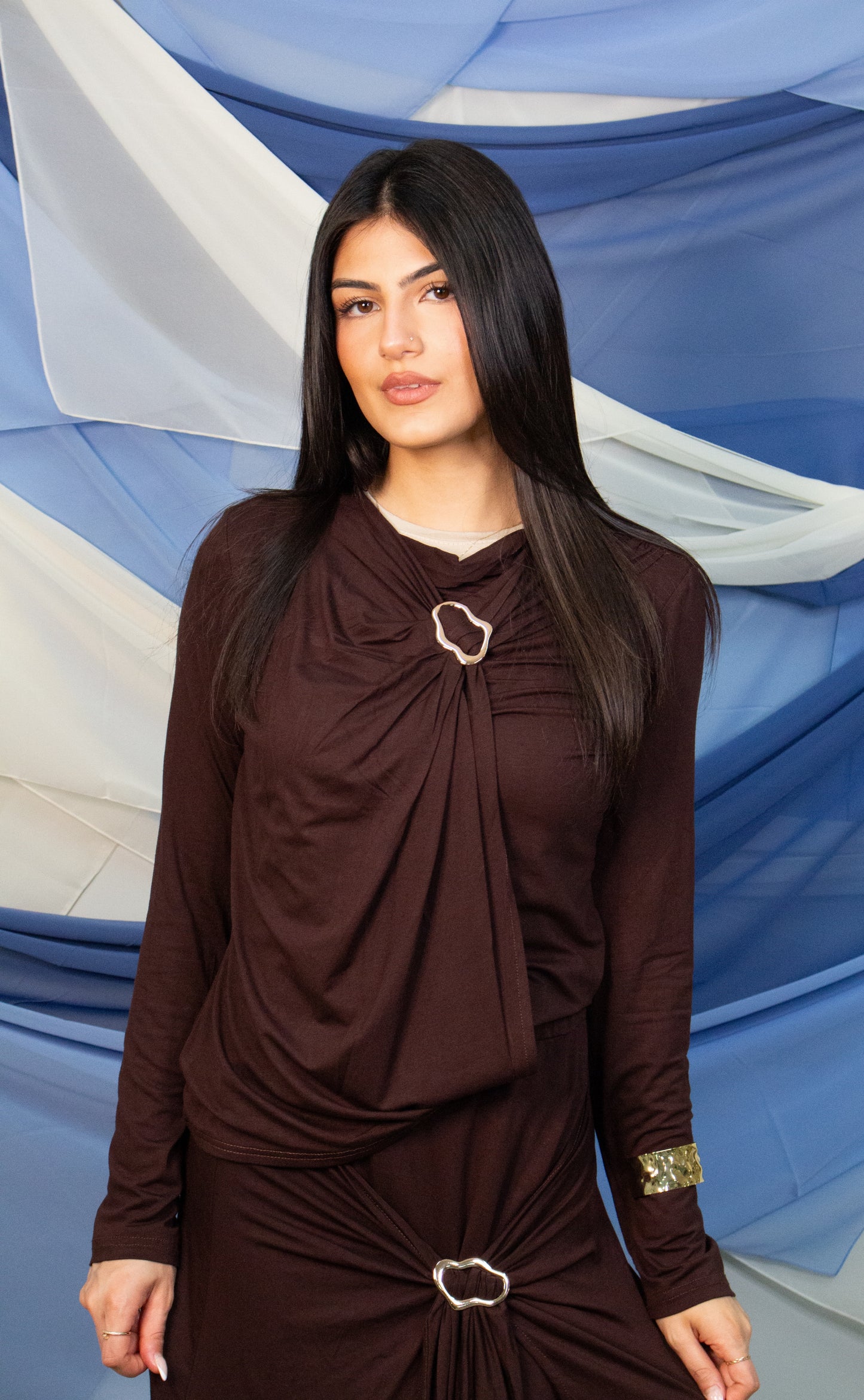 Samira set